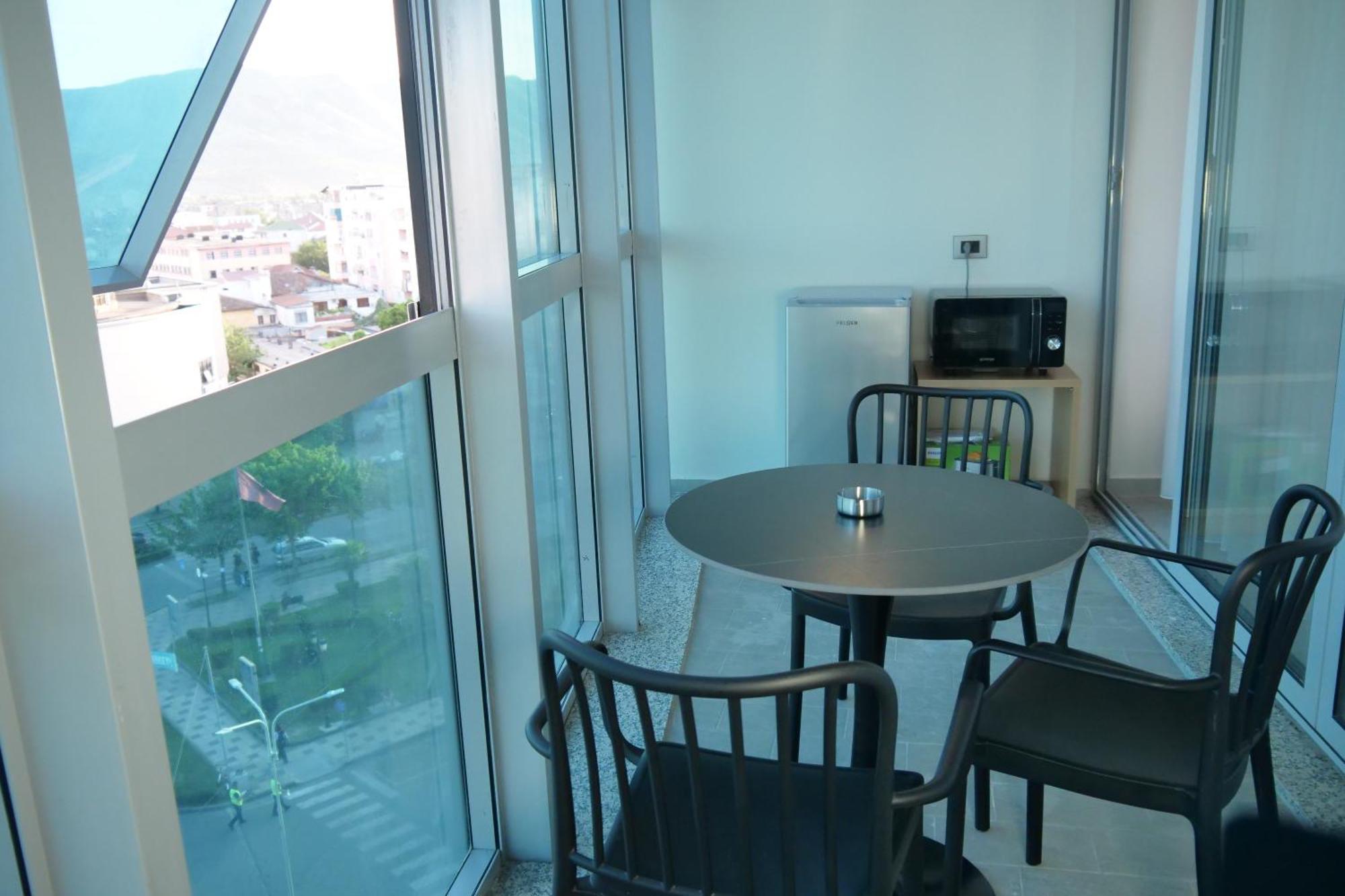 Stay-Five Rooms & Apartments Shkodër 외부 사진