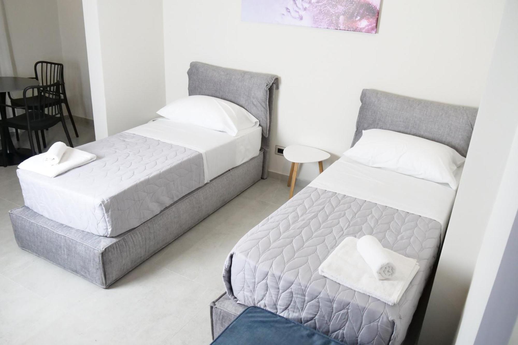 Stay-Five Rooms & Apartments Shkodër 외부 사진