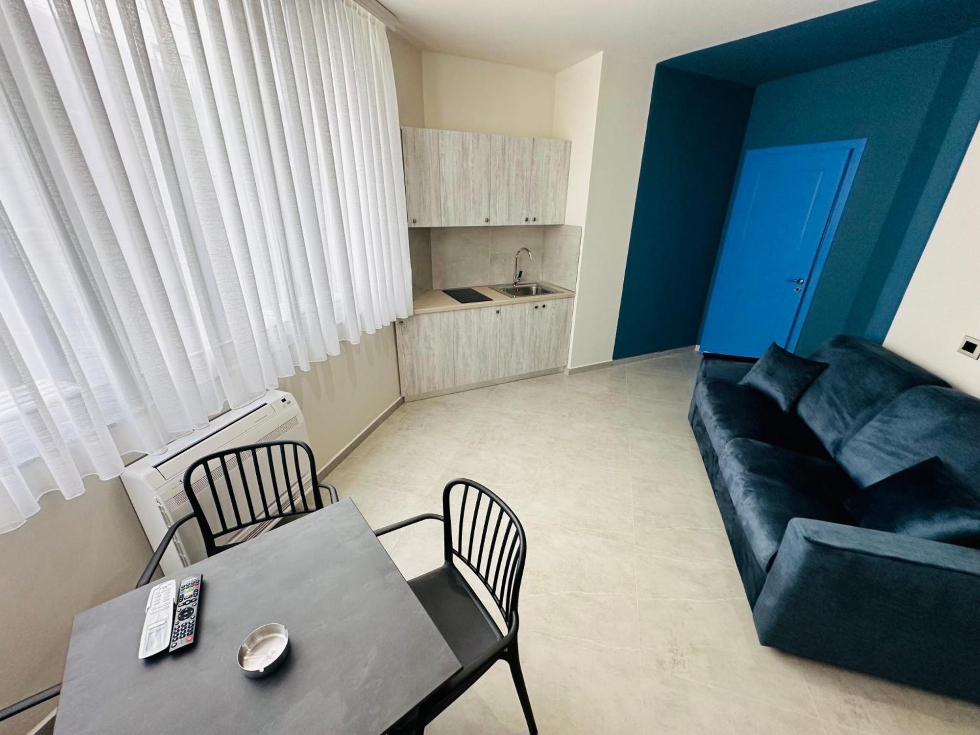 Stay-Five Rooms & Apartments Shkodër 외부 사진