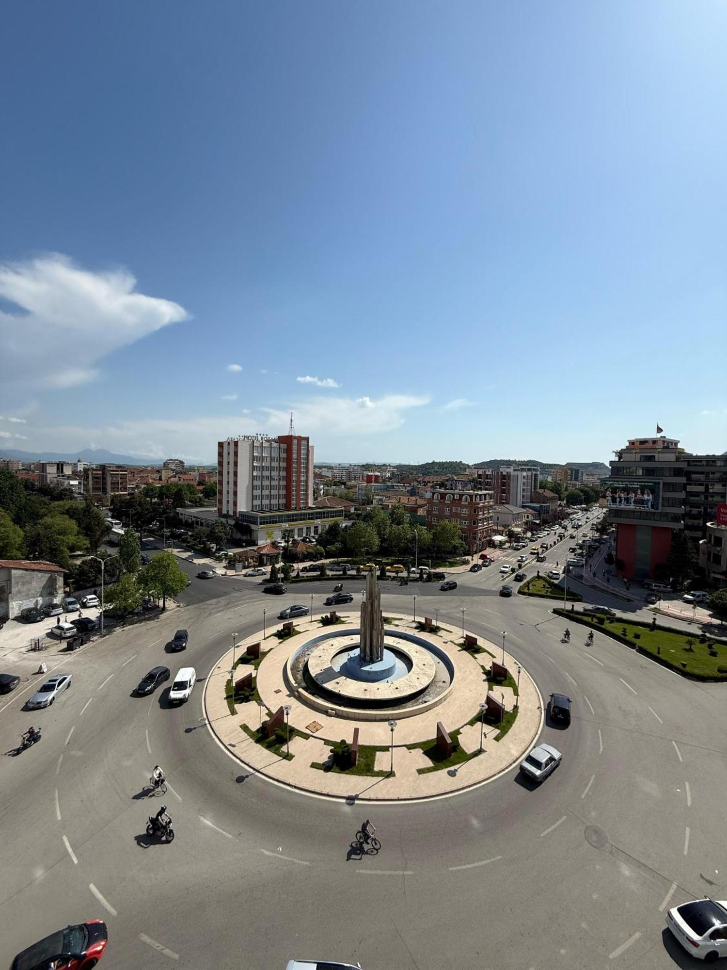 Stay-Five Rooms & Apartments Shkodër 외부 사진