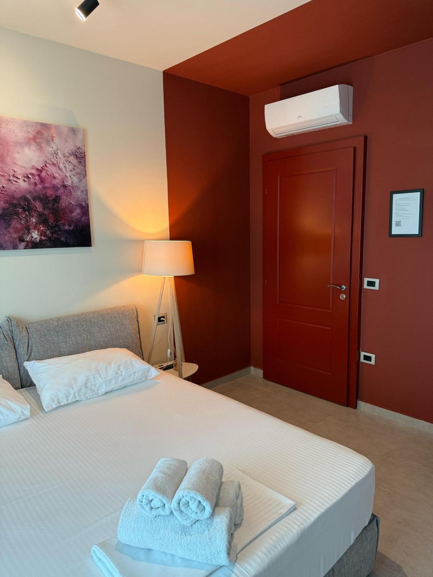Stay-Five Rooms & Apartments Shkodër 외부 사진